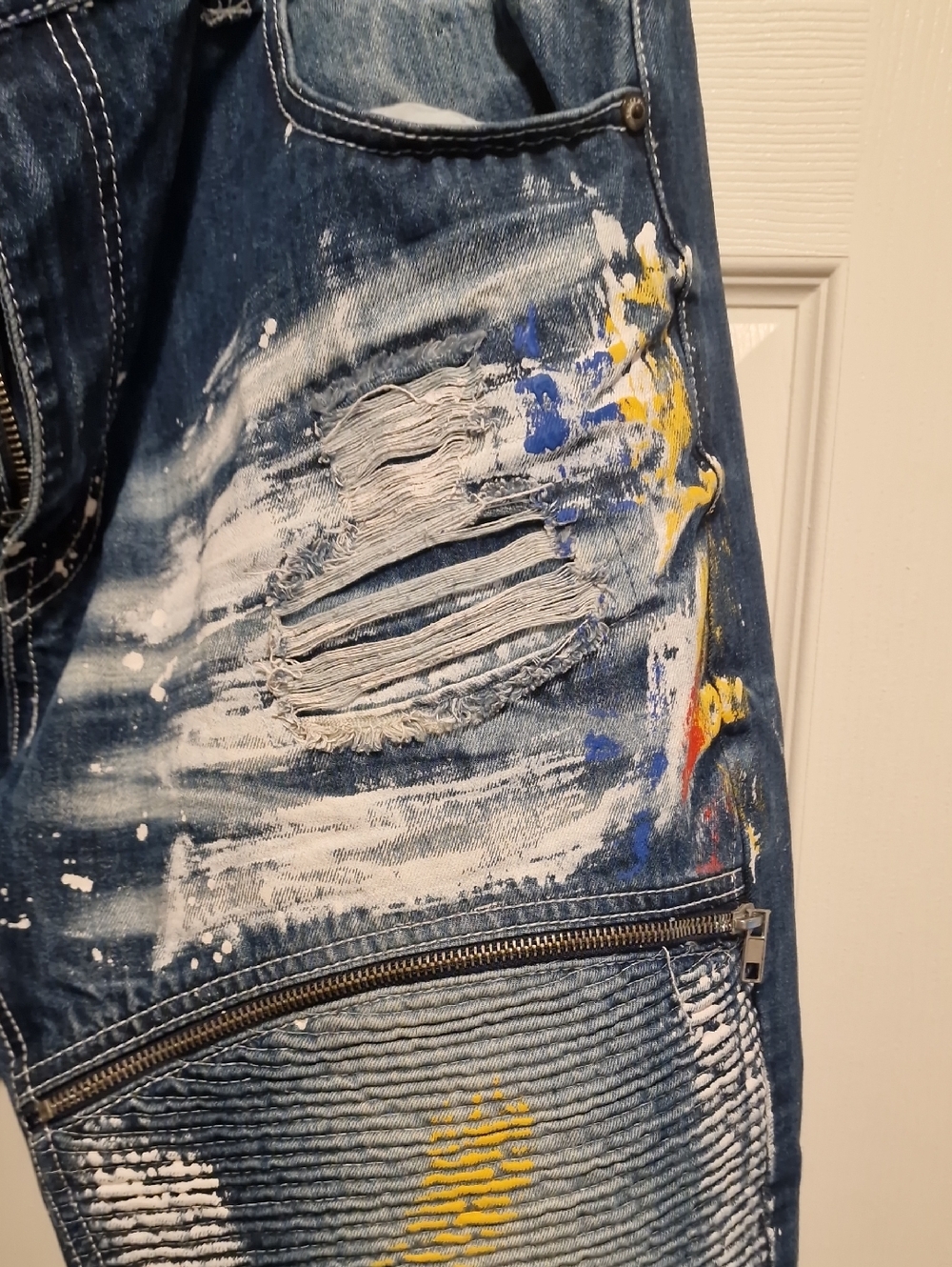 Slim Straight Men's Blue Paint-Splatter Jeans - Picture 2 of 4